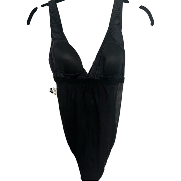 Longitude Black and White Swimsuit with Belt Detail 10 - Picture 5 of 6